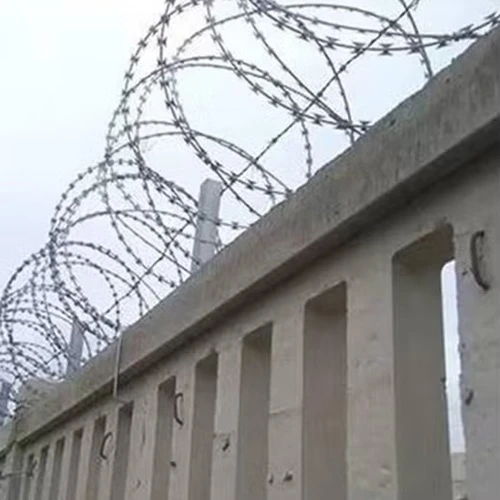 Hot dipped galvanized razor wire application 3 Hot dipped galvanized razor wire application 3